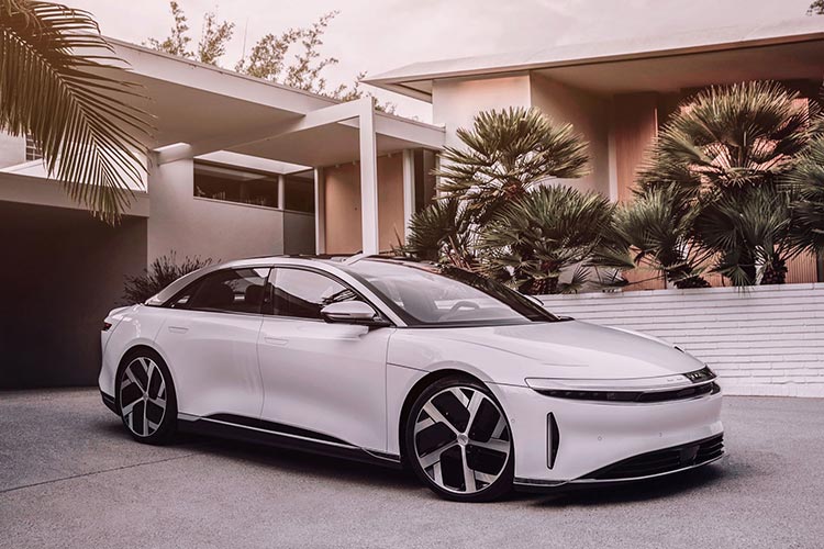 lucid-air-2021-o-to-12